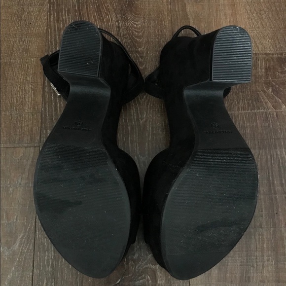 American Rag Platform Heels - Picture 4 of 4